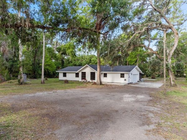 6005 IKE SMITH ROAD , PLANT CITY, FL 33565