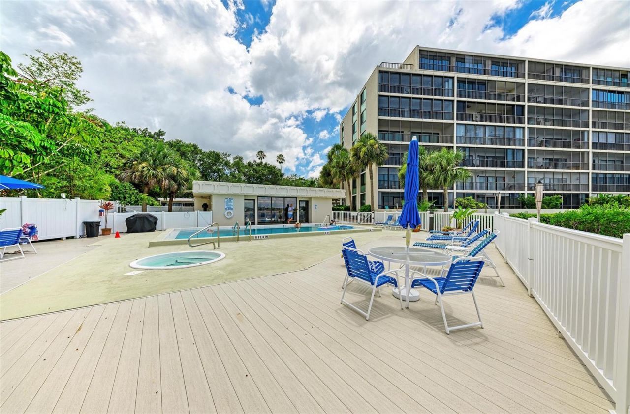 1510 1st Avenue W, Unit 503, Bradenton, FL 34205 Photo