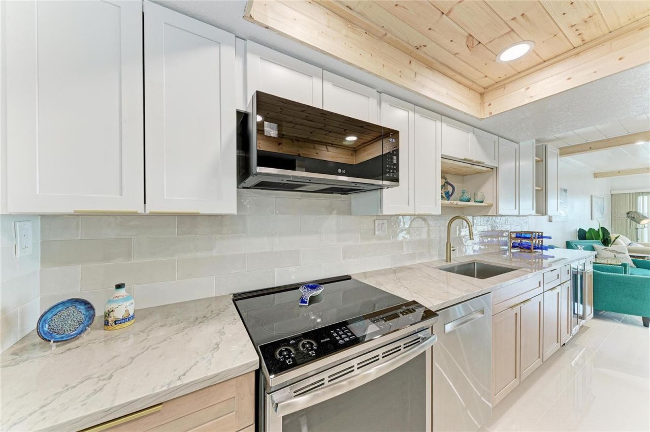 1510 1st Avenue W, Unit 503, Bradenton, FL 34205 Photo