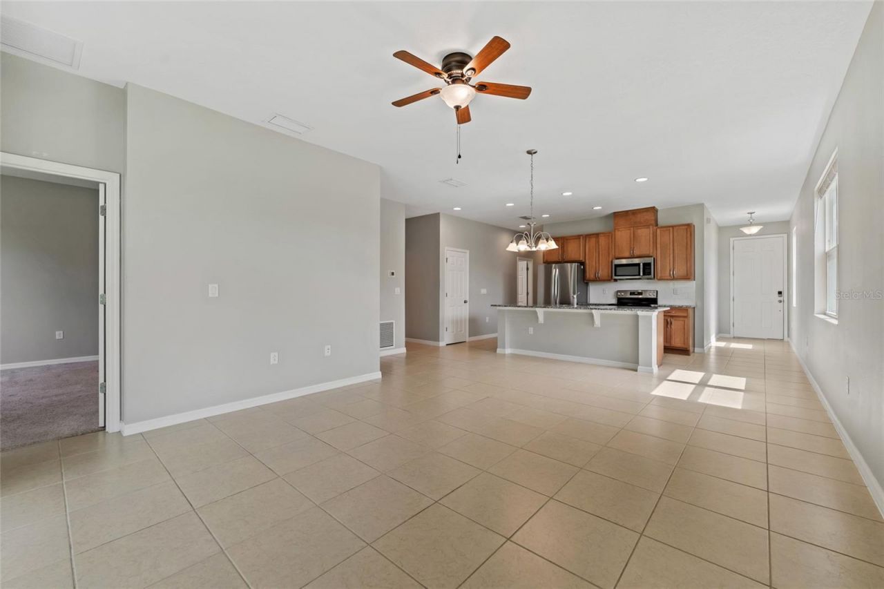 1678 Swan Swim Drive, Davenport, FL 33837 Photo