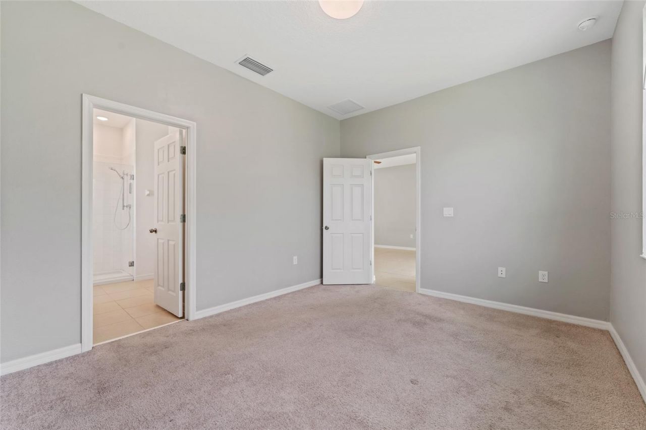 1678 Swan Swim Drive, Davenport, FL 33837 Photo