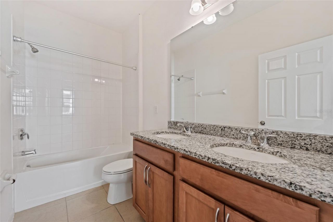 1678 Swan Swim Drive, Davenport, FL 33837 Photo
