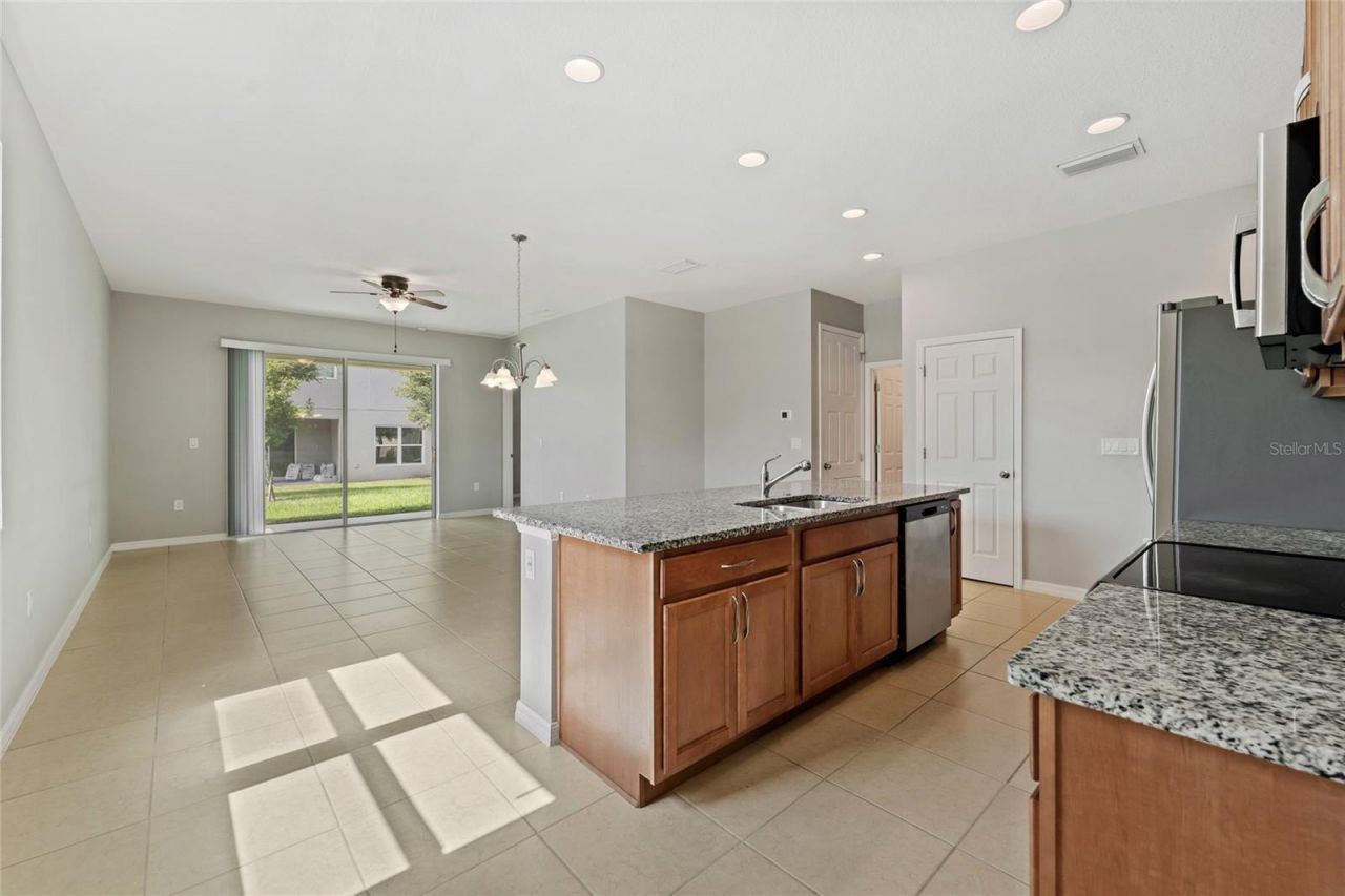 1678 Swan Swim Drive, Davenport, FL 33837 Photo