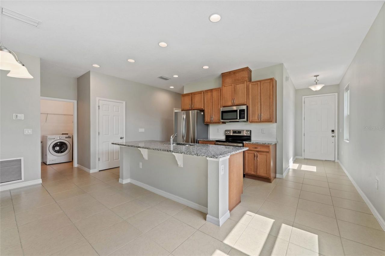 1678 Swan Swim Drive, Davenport, FL 33837 Photo