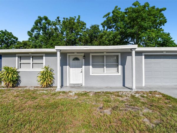 11011 PICKERING LANE , PORT RICHEY, FL 34668