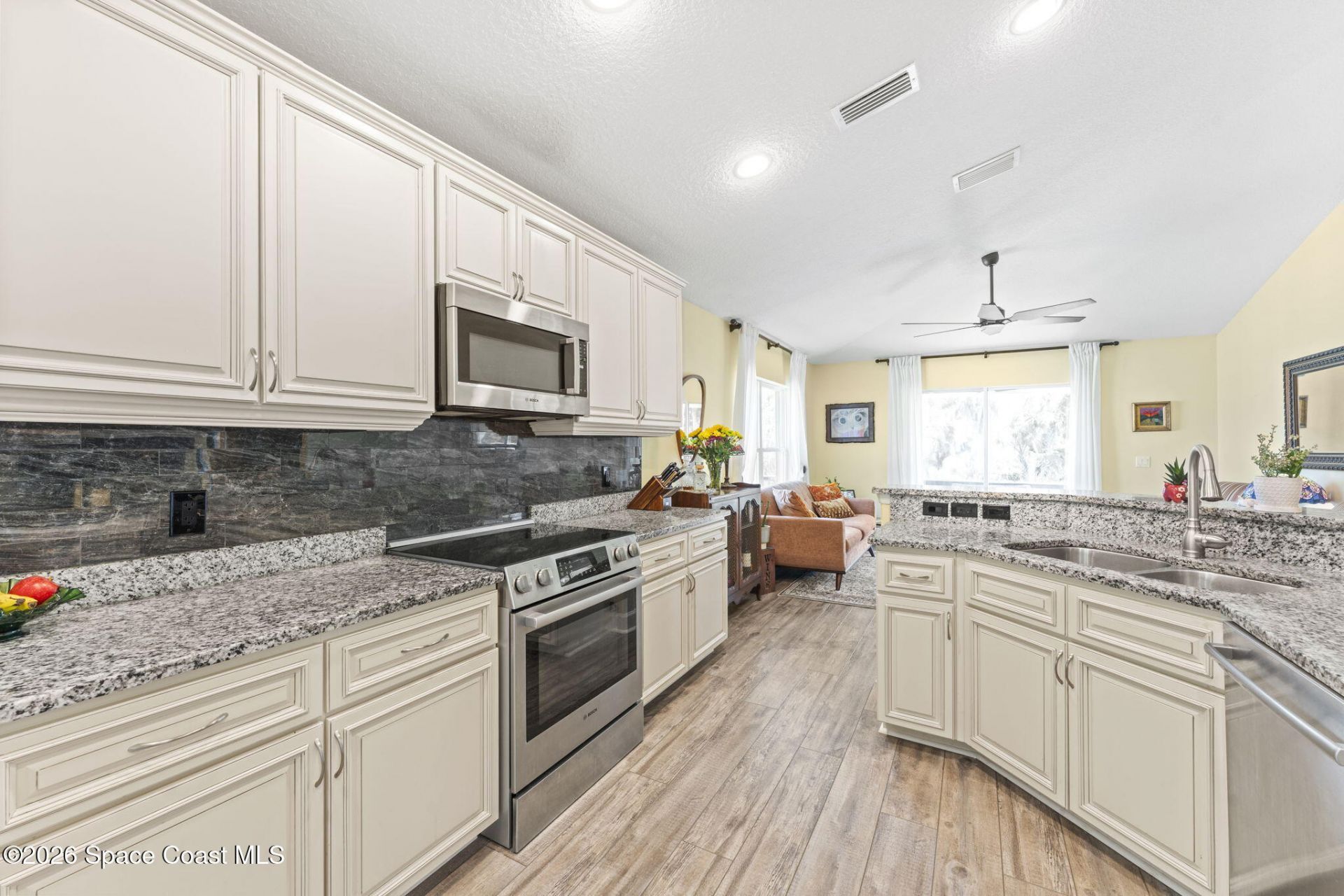 881 Mandarin Drive NE , Palm Bay, FL 32905 Photo