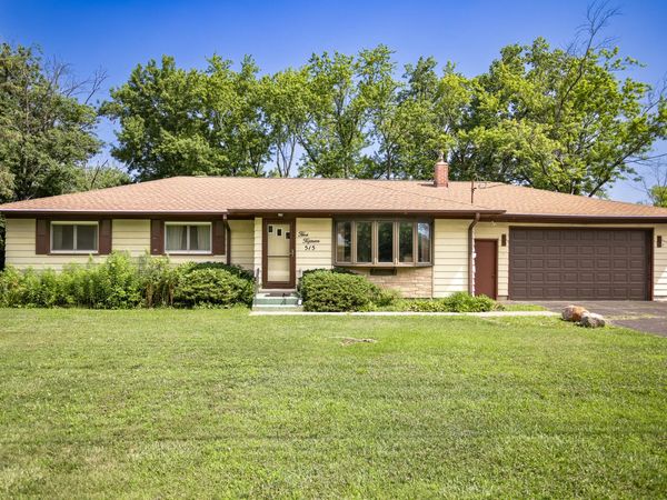 515 W 77th Avenue, Dyer, IN 46311