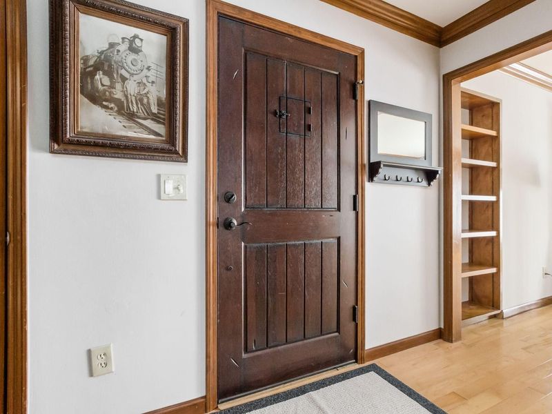 129 Meadow Ridge Court, Powell, OH 43065 Photo 4