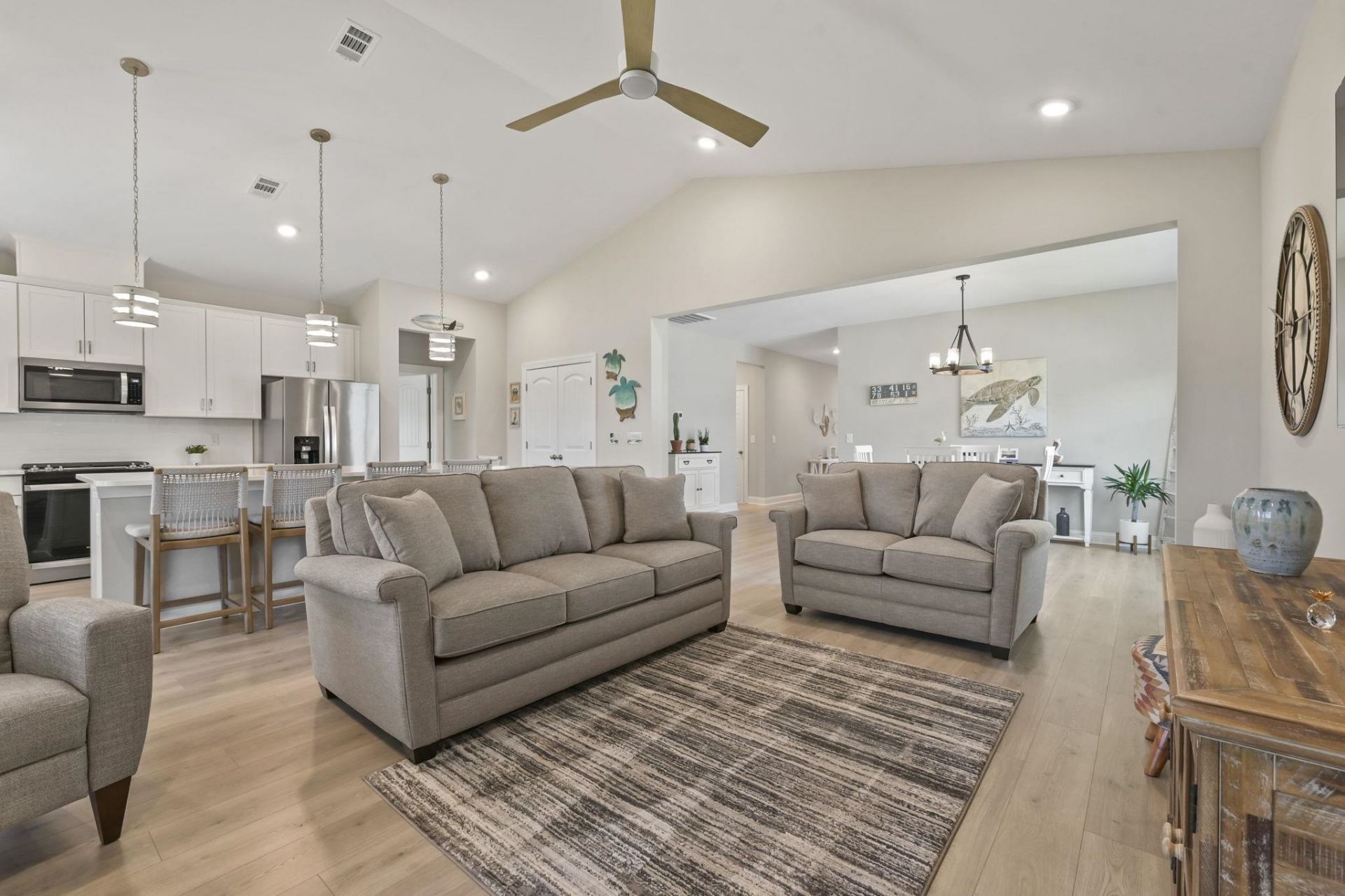 2591 Brescia St. Photo 15
