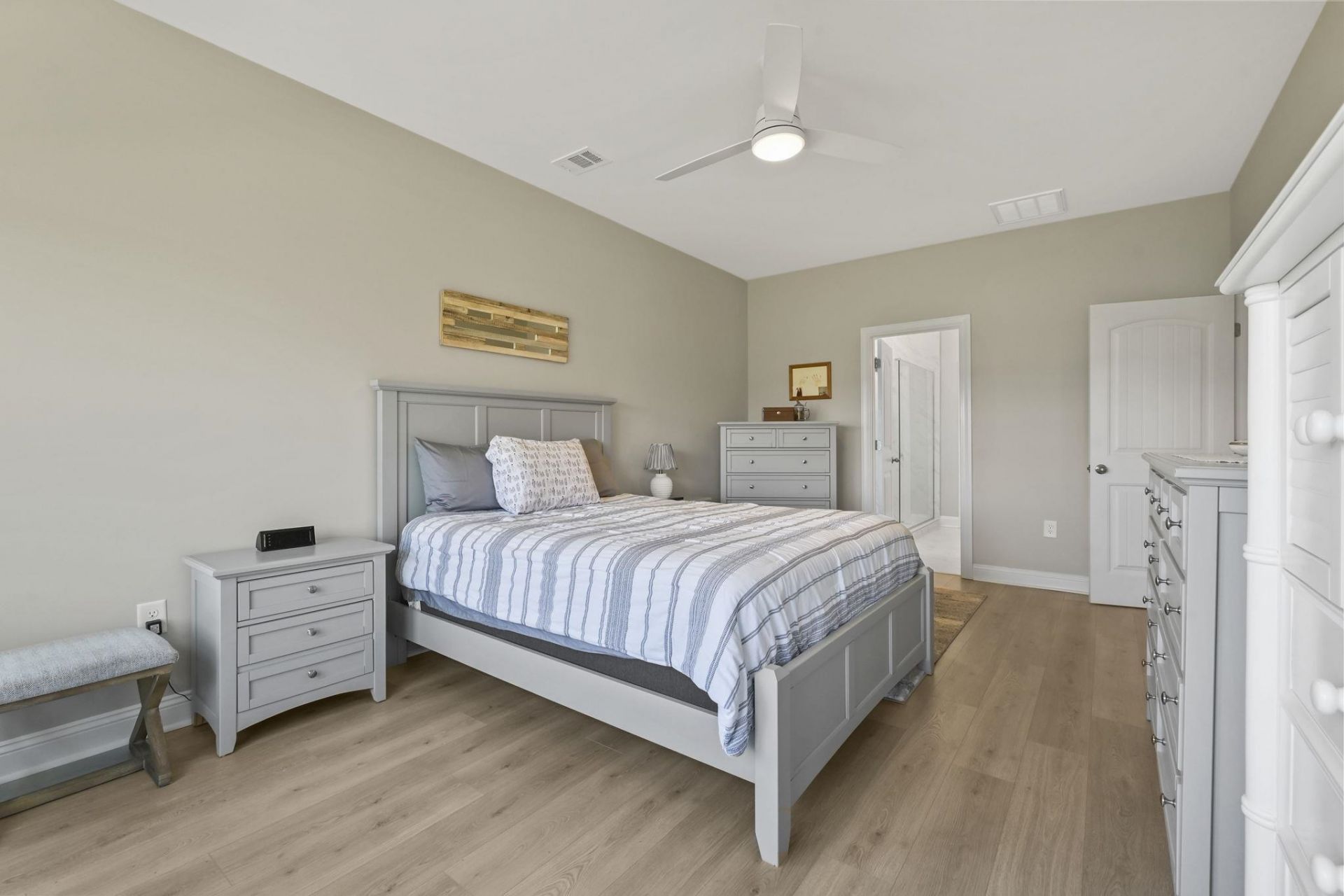 2591 Brescia St. Photo 18