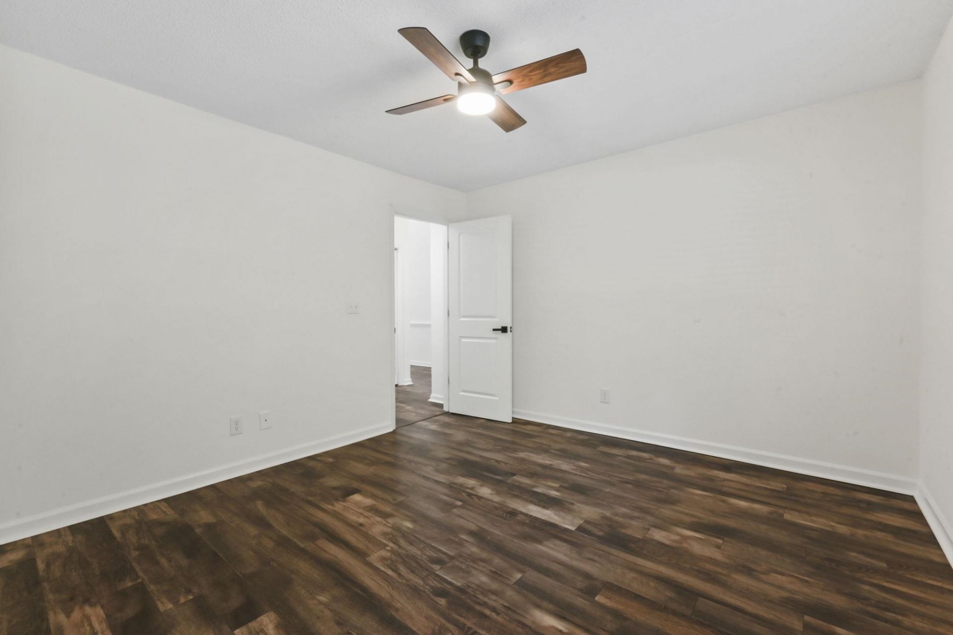 4344 Frye Ave.  Photo 12