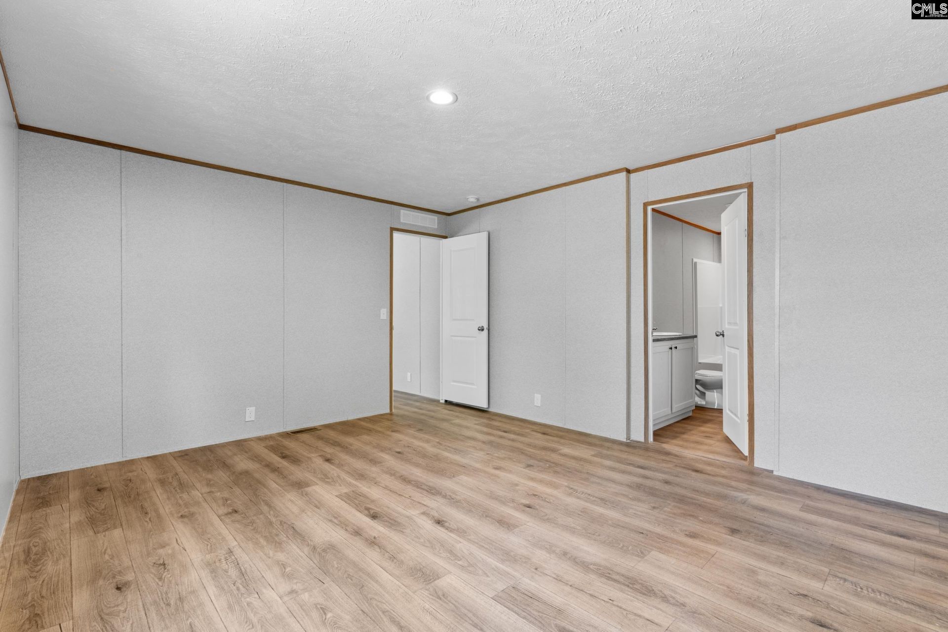 4292 John Gardner Road  Photo 5