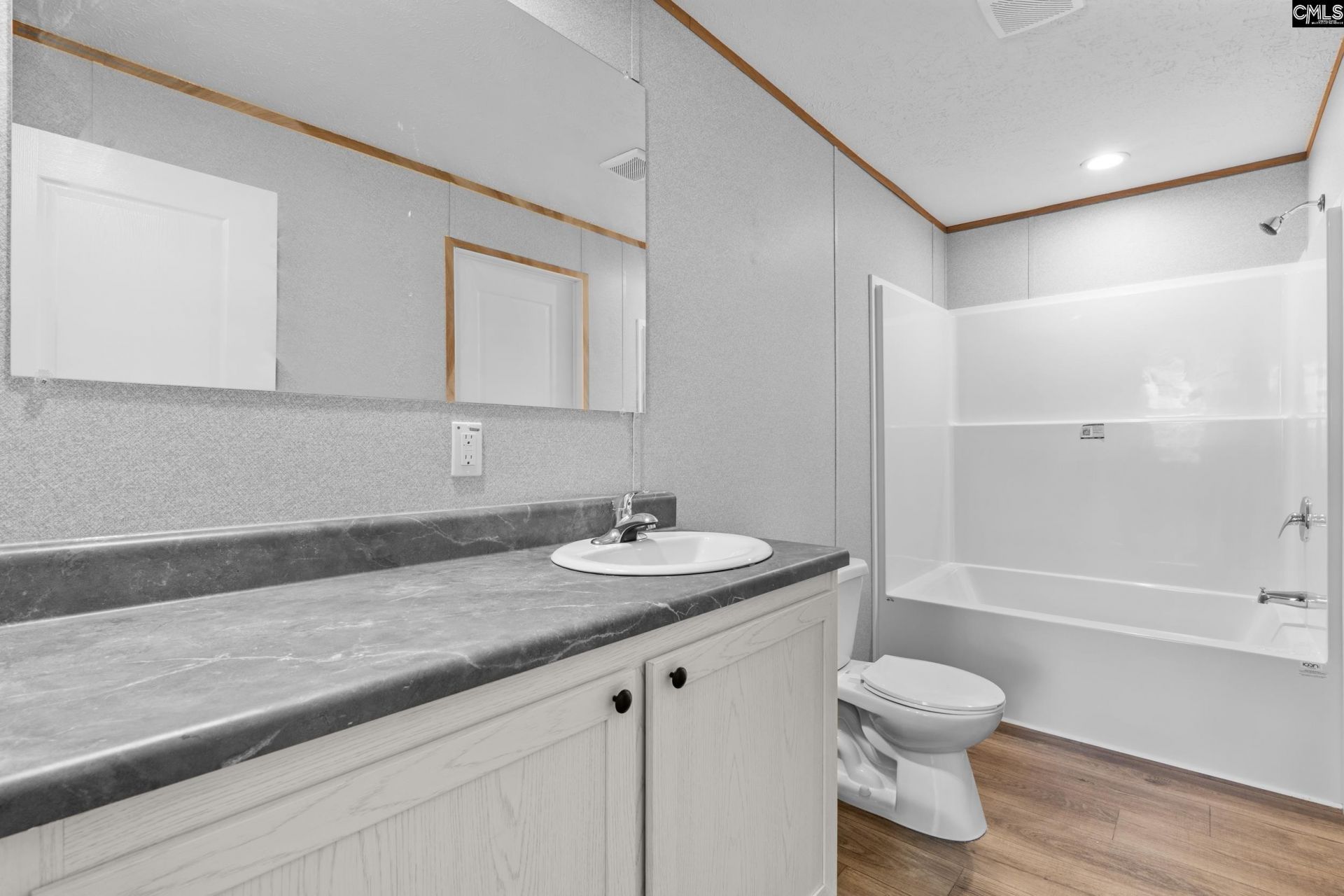 4292 John Gardner Road  Photo 6