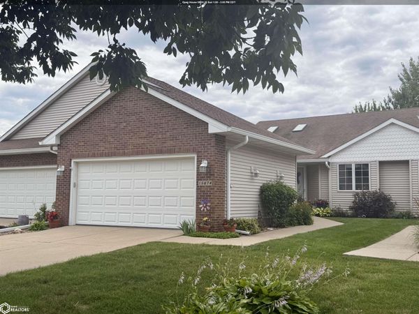 15674 Sheridan Avenue, Clive, IA 50325