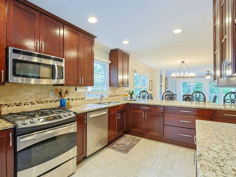557 Tusculum Avenue, Cincinnati, OH 45226 Photo 9