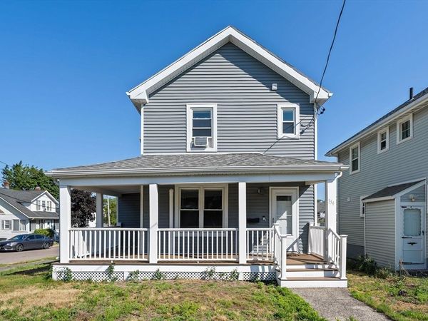 334 E Squantum St, Quincy, MA 02171