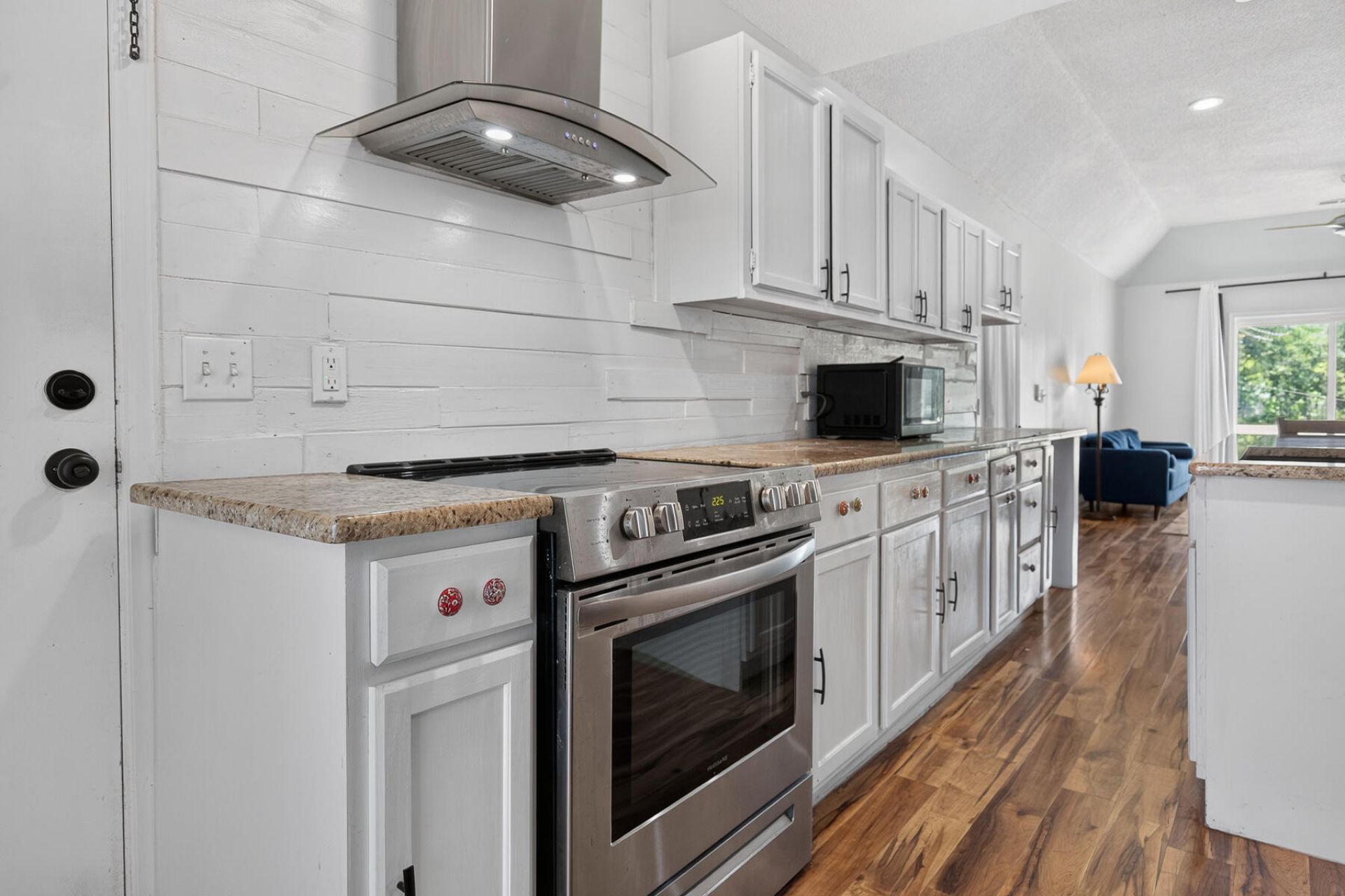 110 Mallard Court Photo 12