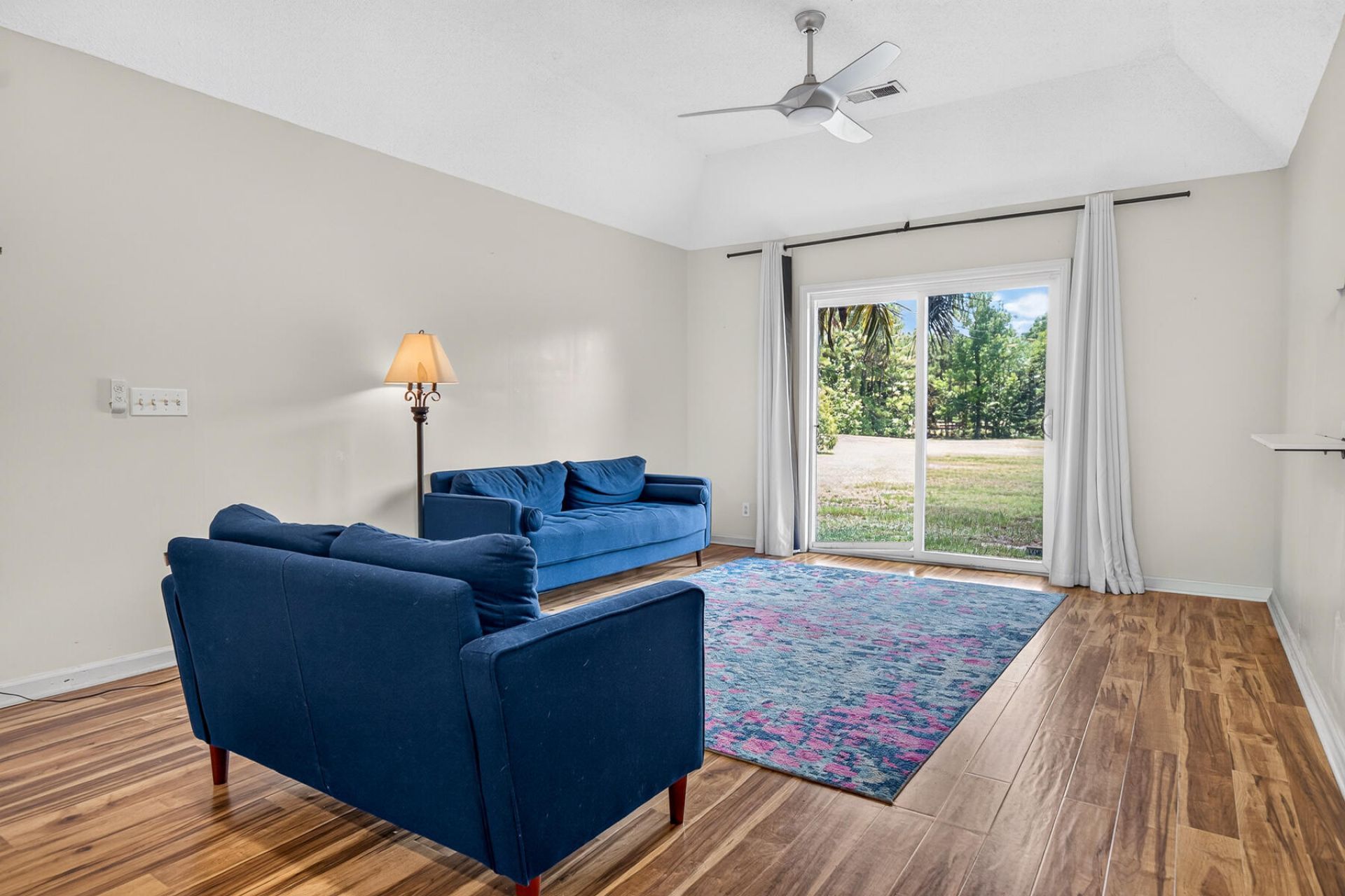 110 Mallard Court Photo 13