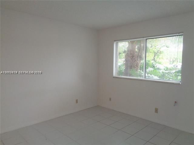 3380 N Pinewalk Dr N , Unit 1116, Margate, FL 33063 Photo