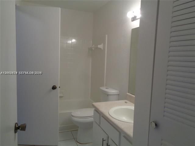 3380 N Pinewalk Dr N , Unit 1116, Margate, FL 33063 Photo