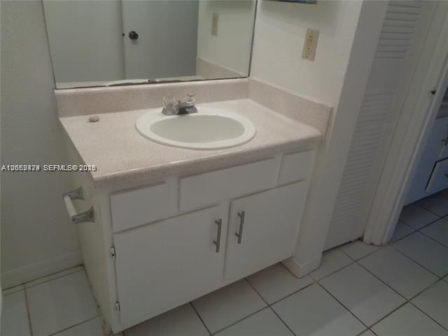 3380 N Pinewalk Dr N , Unit 1116, Margate, FL 33063 Photo
