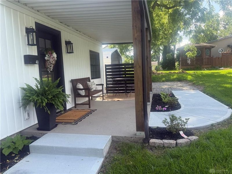 40 E 2nd Street, West Alexandria, OH 45381 Photo 2