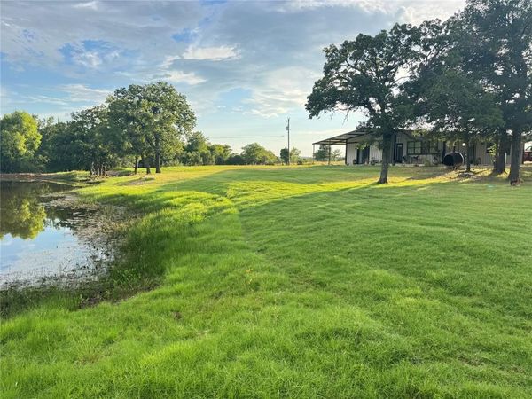 800 Private Road 1485 , Hico, TX 76457