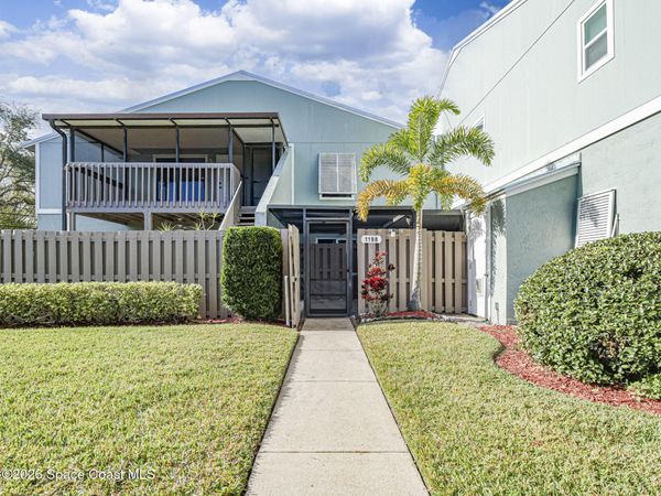 1198 Breezy Way , Unit 7a, Sebastian, FL 32958