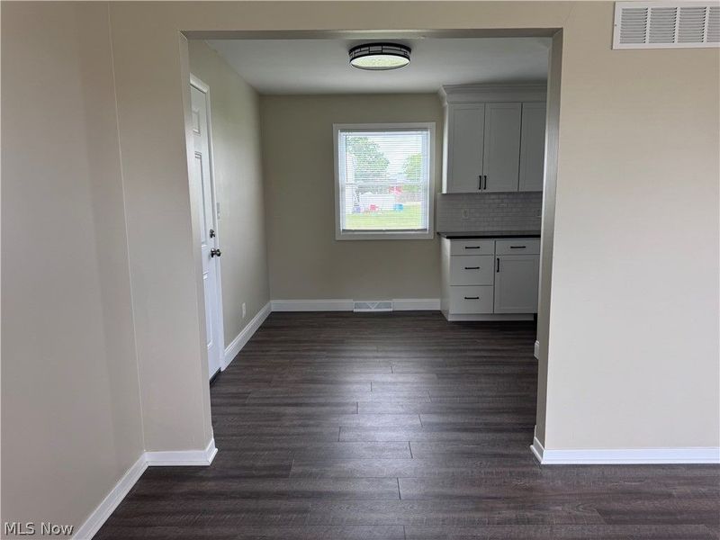 9112 Skypark, Wadsworth, OH 44281 Photo 9