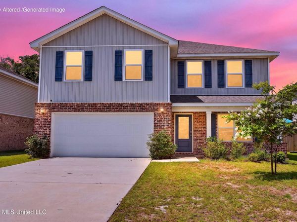 62 Saltmeadow Circle, Ocean Springs, MS 39564