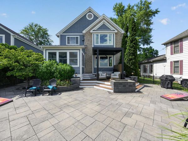 240 Rosebud Court, Walled Lake, Mi 48390