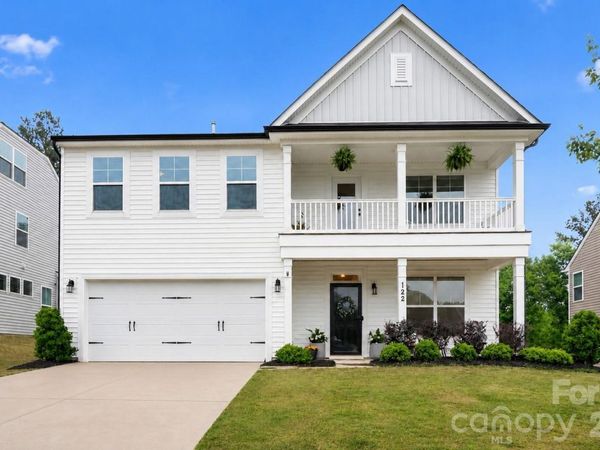 122 W Heart Pine Lane , Statesville, NC 28677