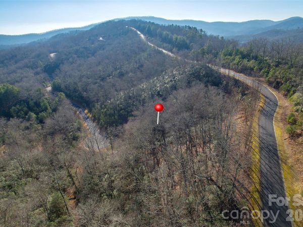 9999 Mayfly Lane , Horse Shoe, NC 28742