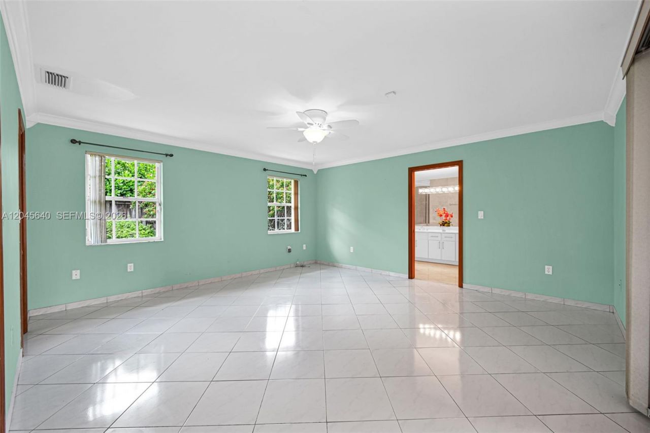 13562 SW 109th Pl , Miami, FL 33176 Photo