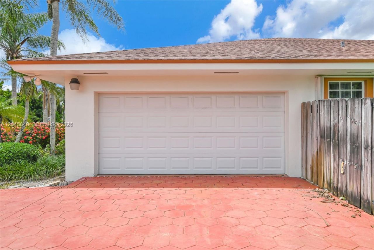 13562 SW 109th Pl , Miami, FL 33176 Photo