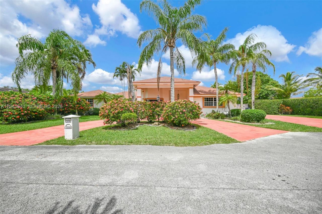13562 SW 109th Pl , Miami, FL 33176 Photo