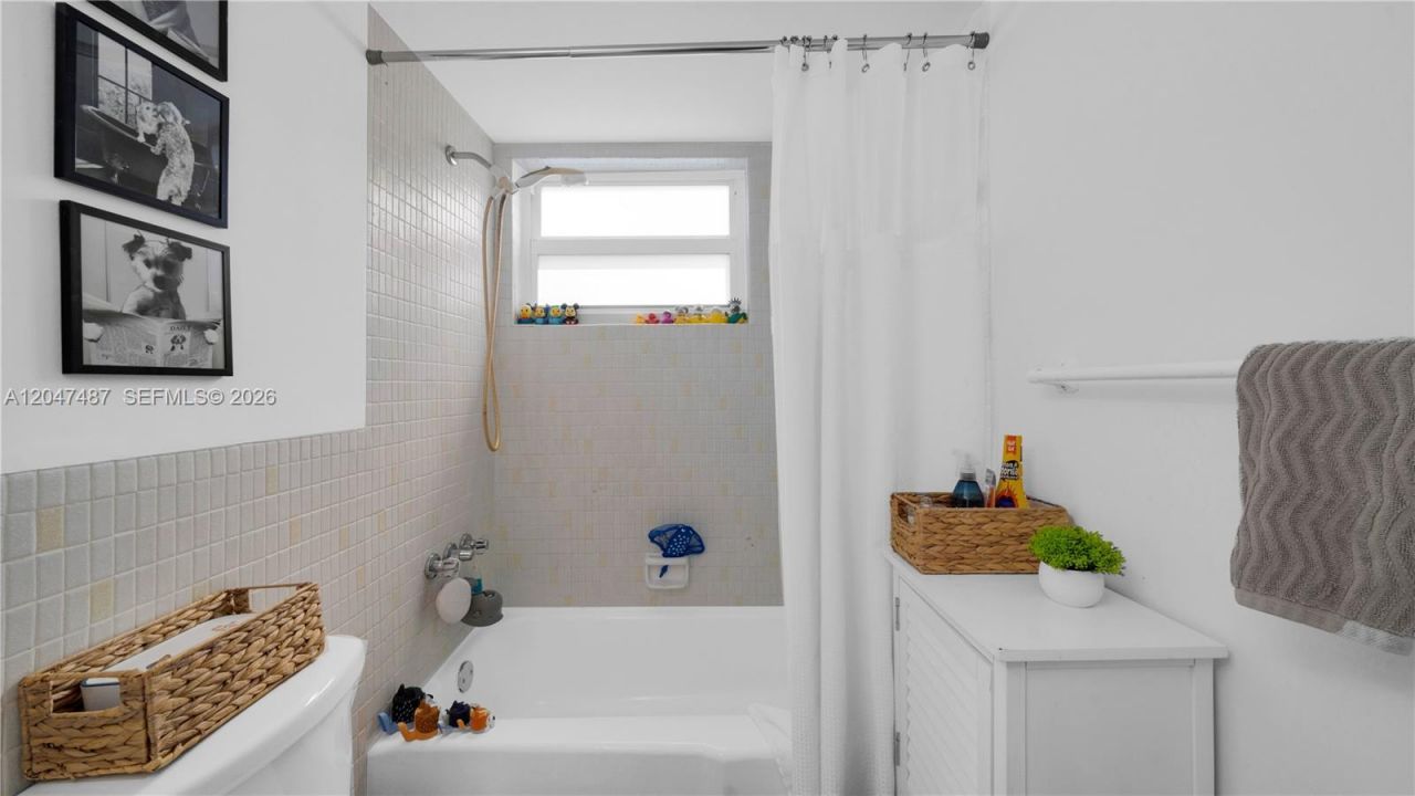 1101 NE 191st St , Unit H314, Miami, FL 33179 Photo
