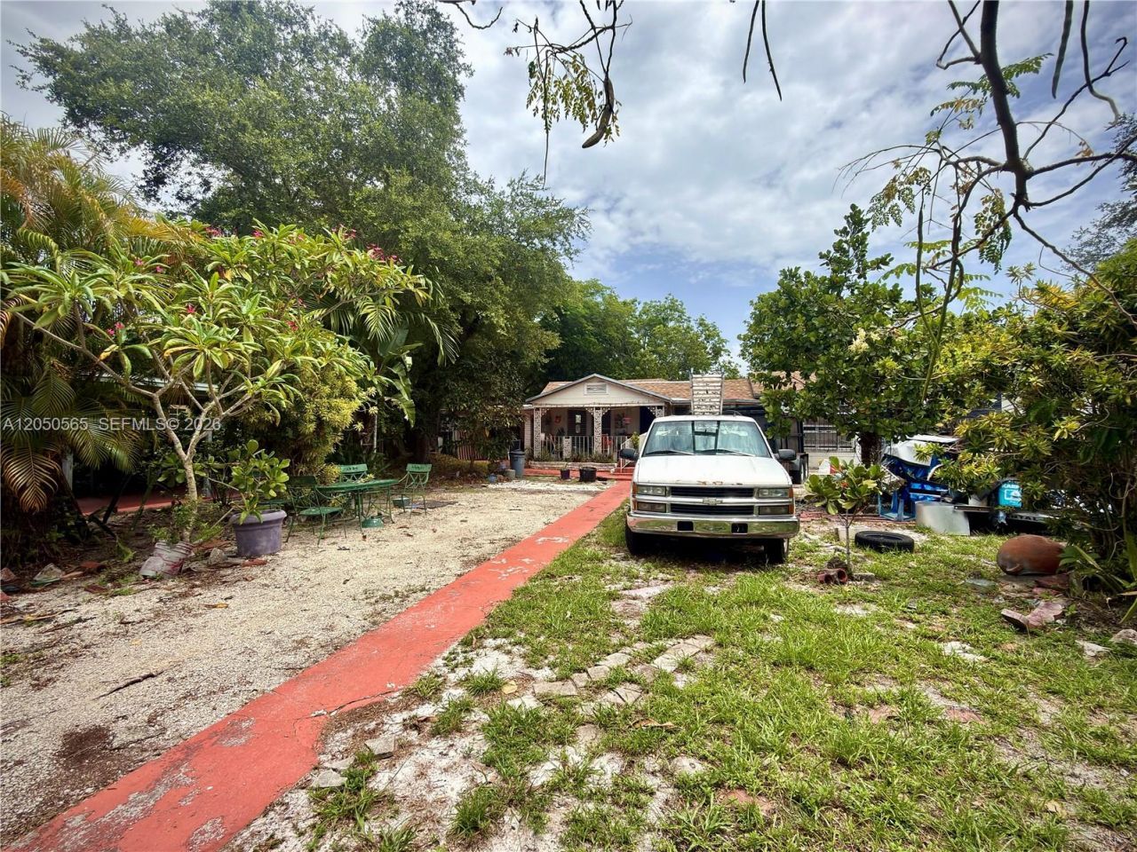 1053 NE 128th St , North Miami, FL 33161 Photo