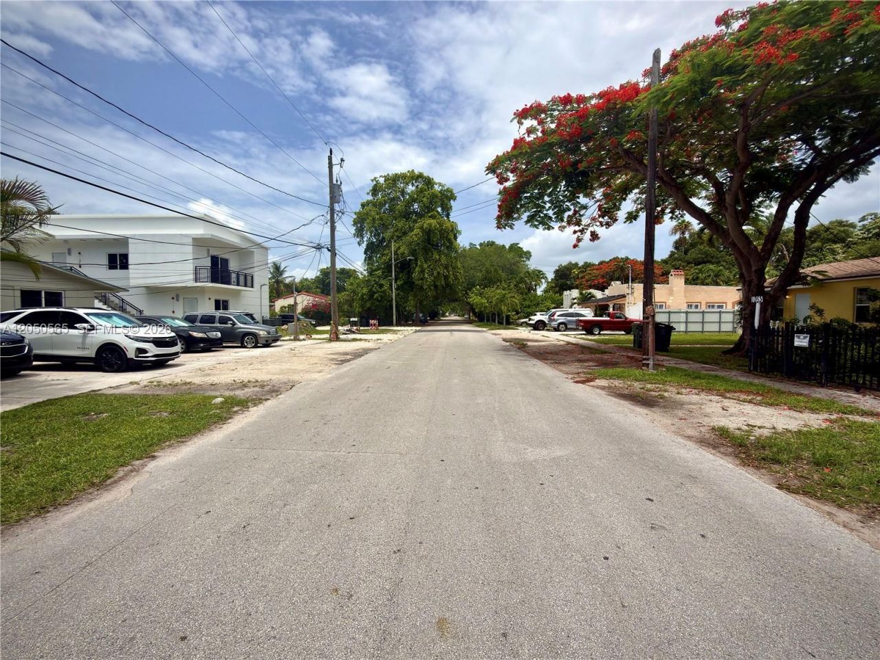 1053 NE 128th St , North Miami, FL 33161 Photo