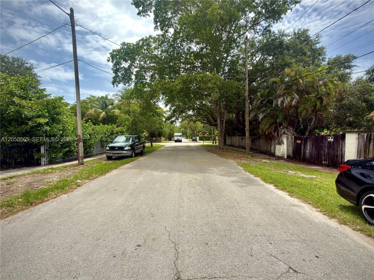 1053 NE 128th St , North Miami, FL 33161 Photo