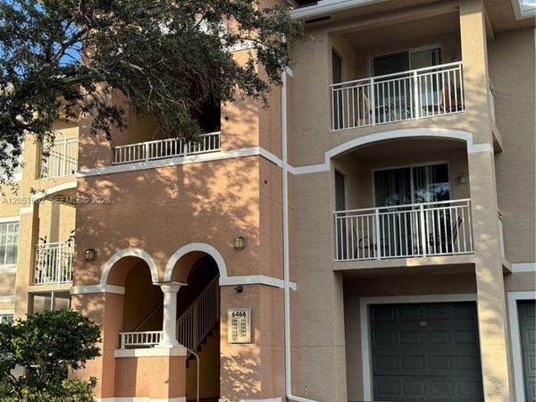 6466 Emerald Dunes Dr , Unit 206, West Palm Beach, FL 33411