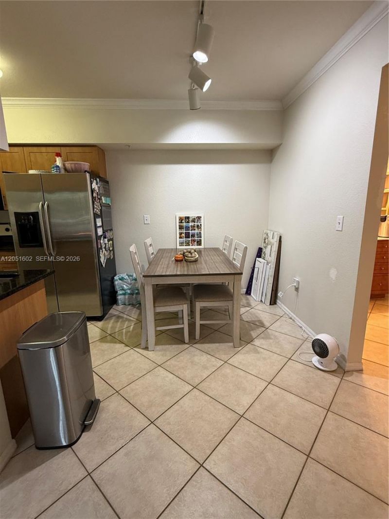 6466 Emerald Dunes Dr , Unit 206, West Palm Beach, FL 33411 Photo