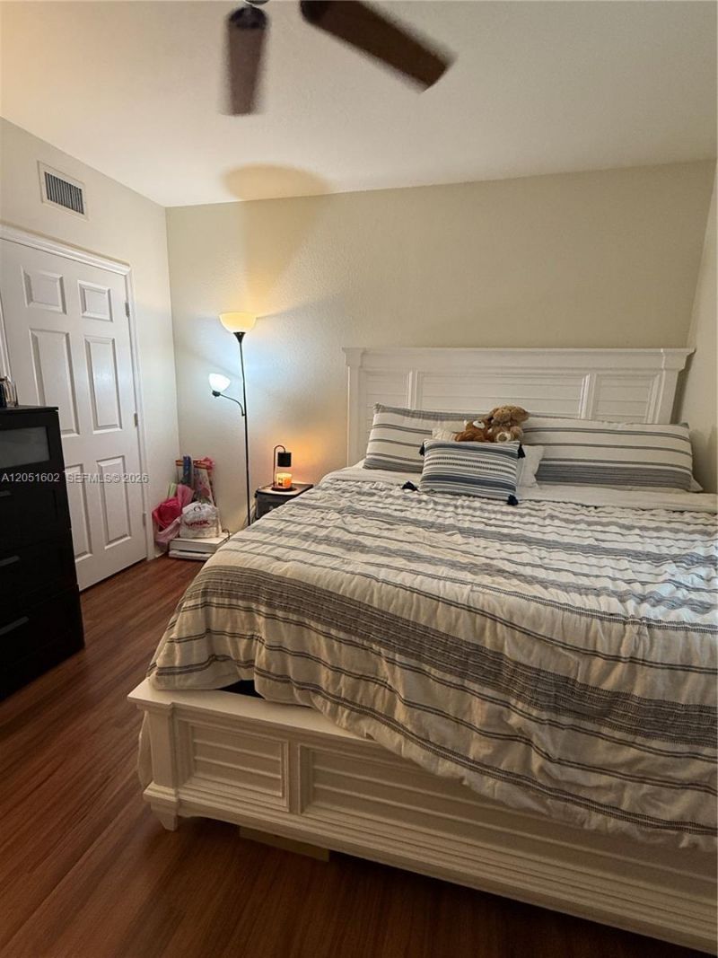 6466 Emerald Dunes Dr , Unit 206, West Palm Beach, FL 33411 Photo