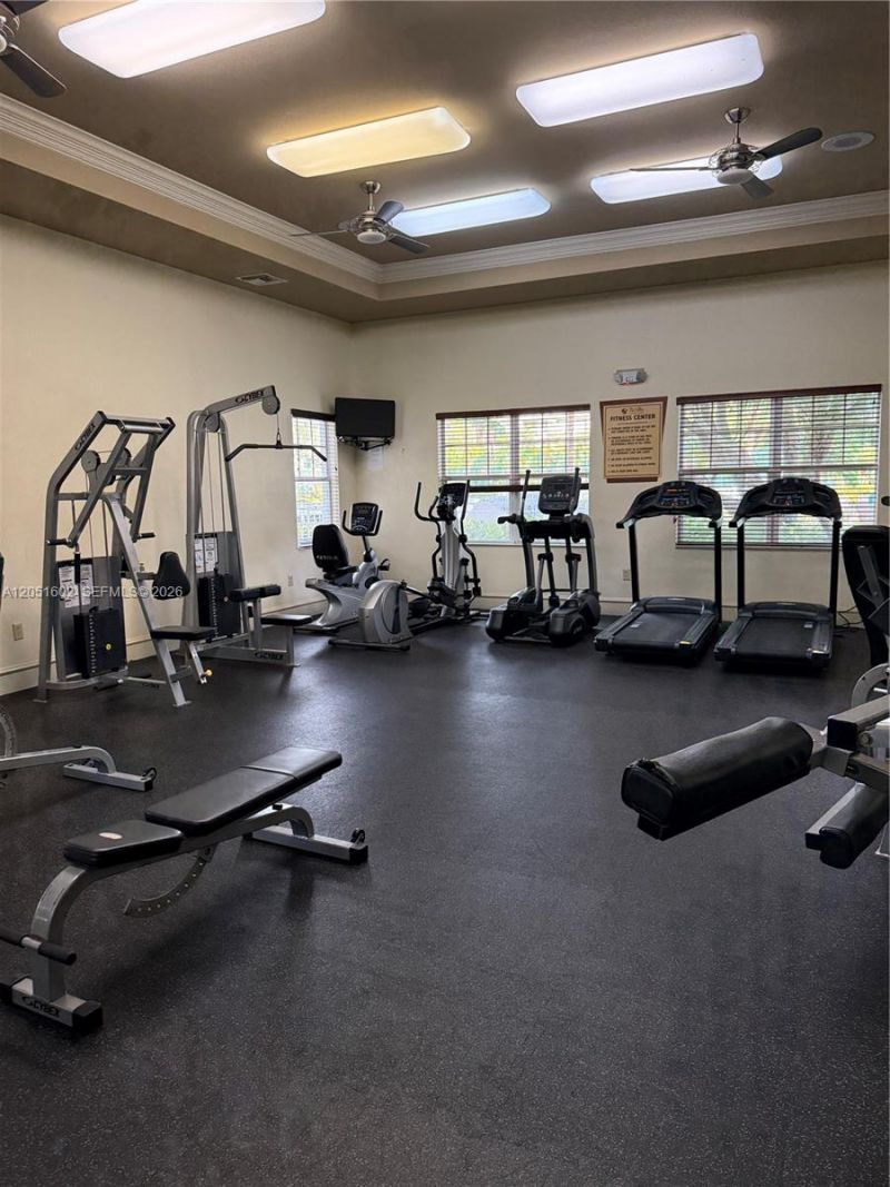 6466 Emerald Dunes Dr , Unit 206, West Palm Beach, FL 33411 Photo
