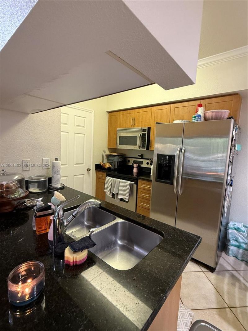 6466 Emerald Dunes Dr , Unit 206, West Palm Beach, FL 33411 Photo