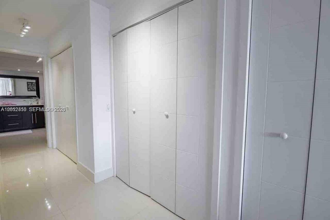 1717 N Bayshore Dr , Unit A-3642, Miami, FL 33132 Photo