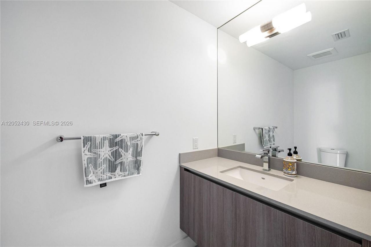 31 N Shore Dr , Unit 31, Miami Beach, FL 33141 Photo