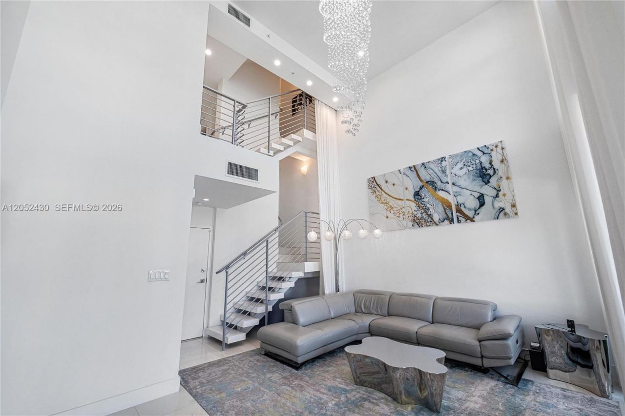 31 N Shore Dr , Unit 31, Miami Beach, FL 33141 Photo