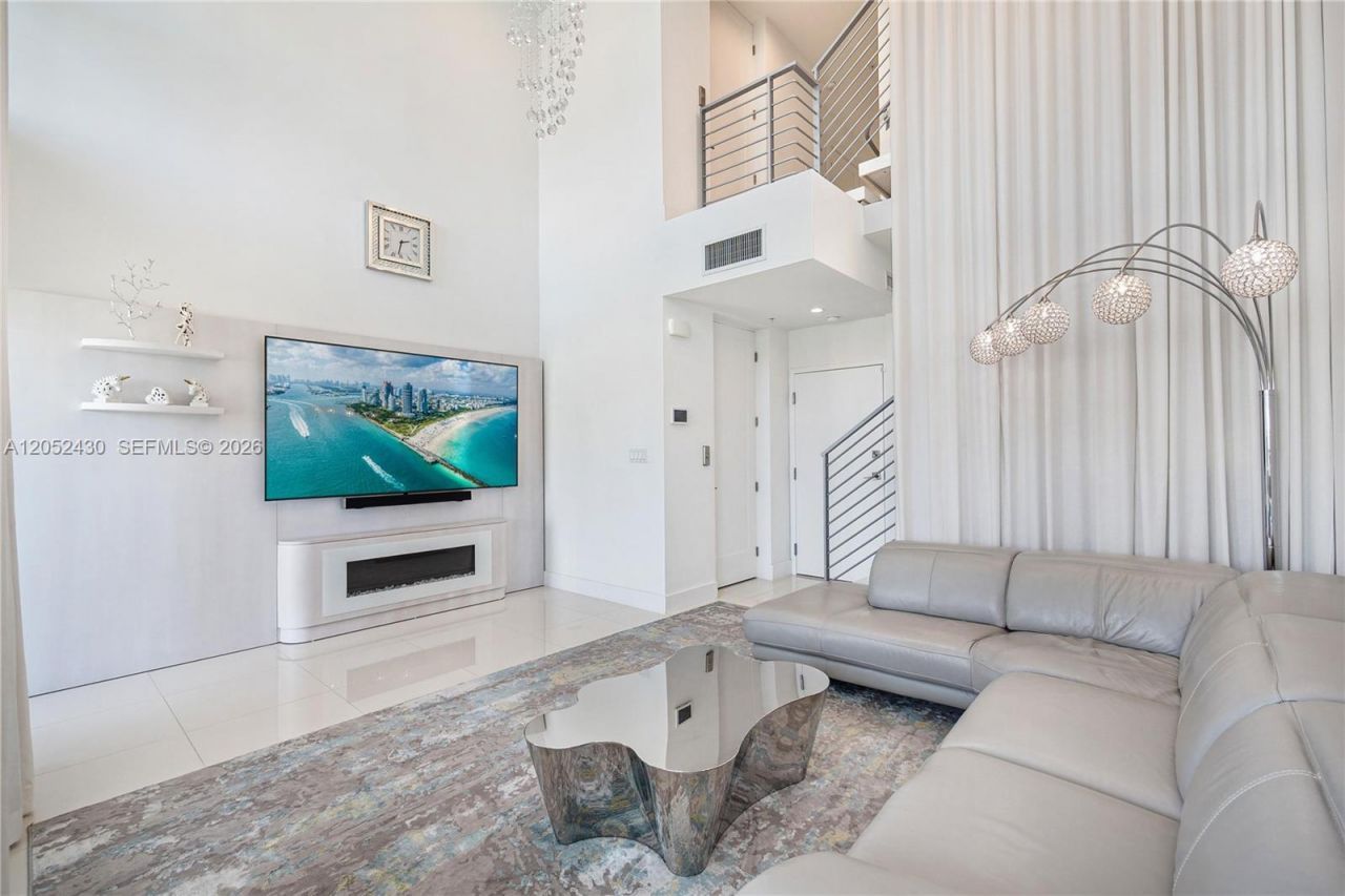 31 N Shore Dr , Unit 31, Miami Beach, FL 33141 Photo