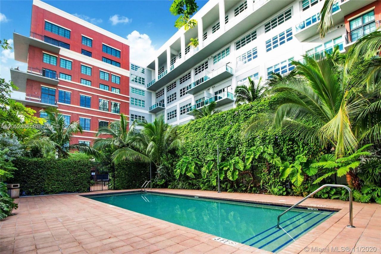 1749 NE Miami Ct, Unit 413, Miami, FL 33132 Photo